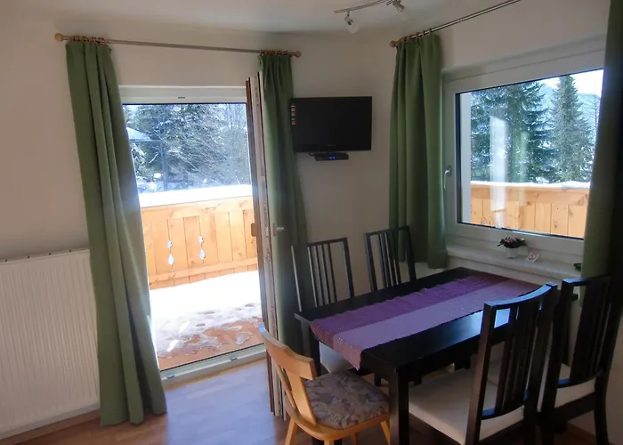 Apartment Leber